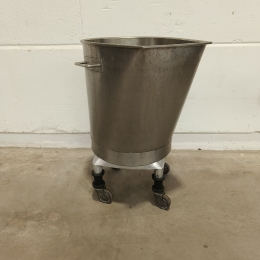 Stainless steel tub on cart